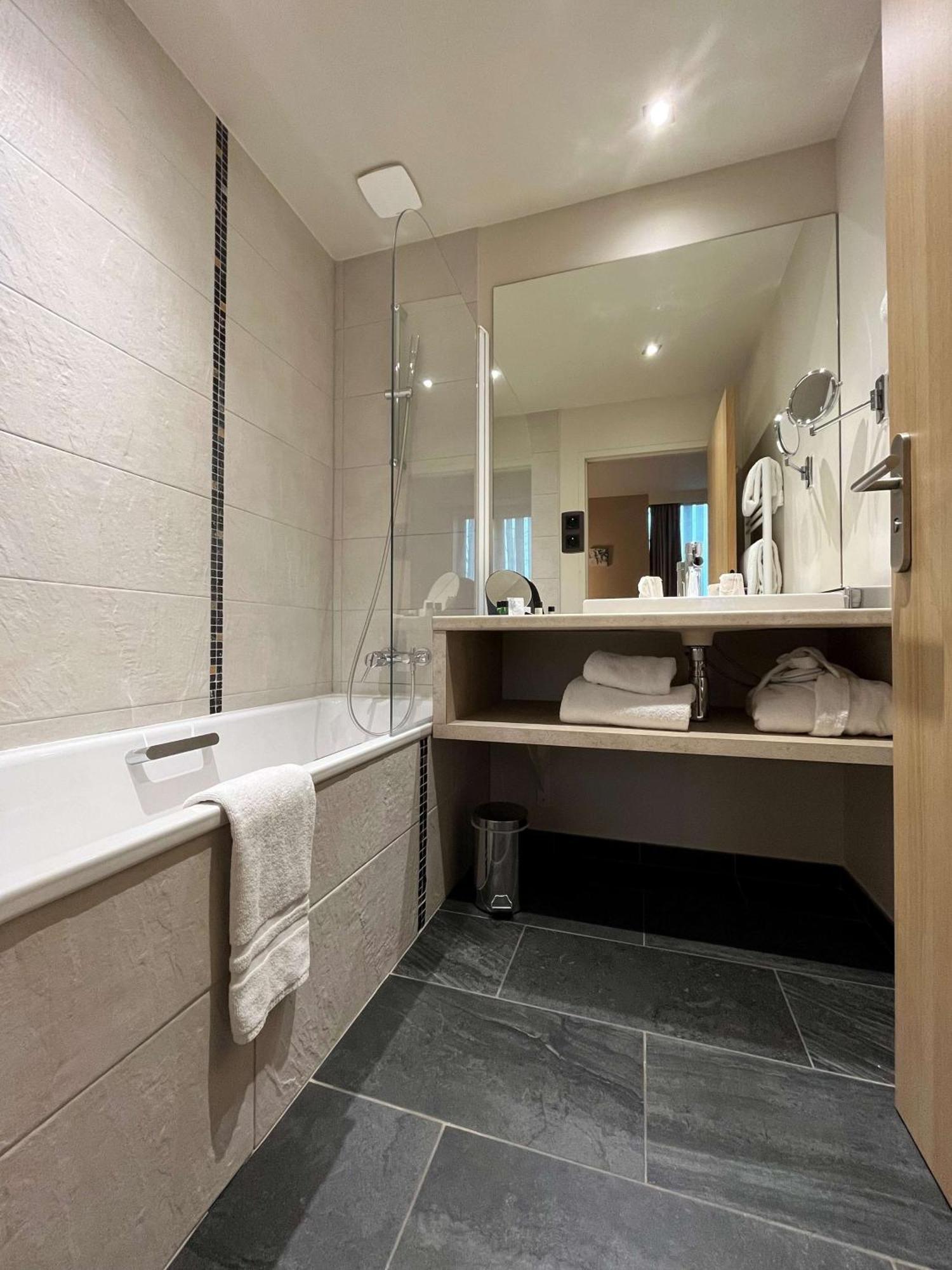 Best Western Plus Hotel Escapade Senlis Senlis  Esterno foto